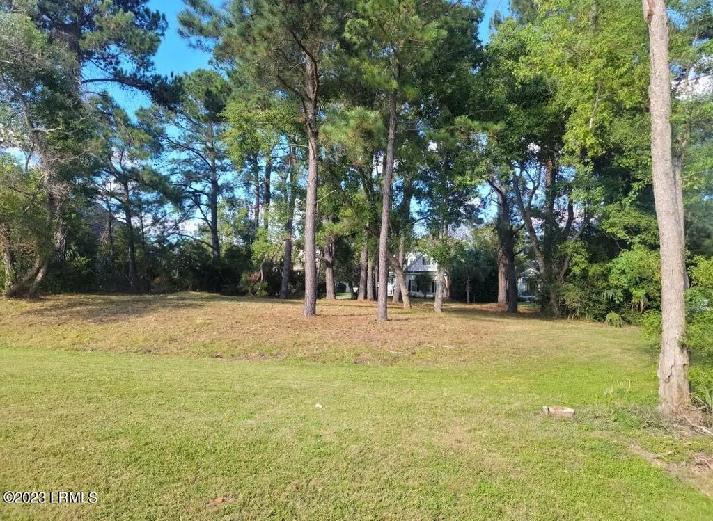 35 Governors Trace, Beaufort