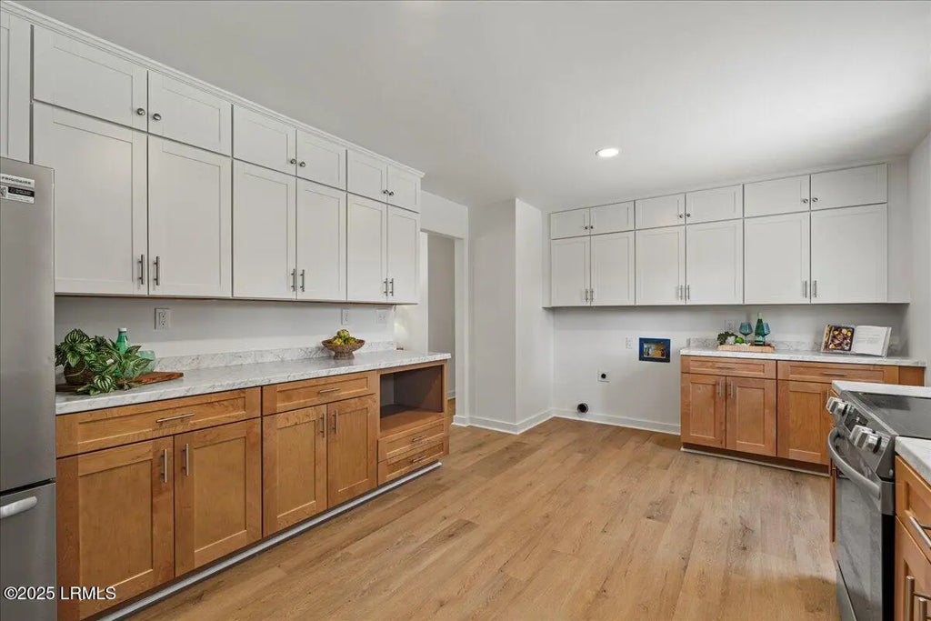 14 Twin Lakes Road, Beaufort