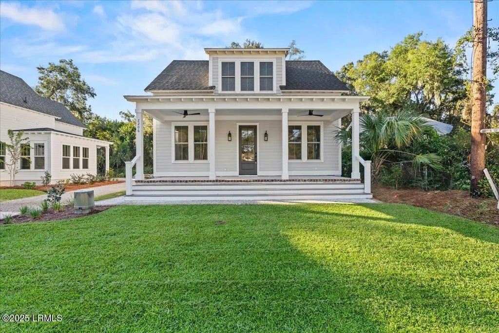 2206 National Street, Beaufort