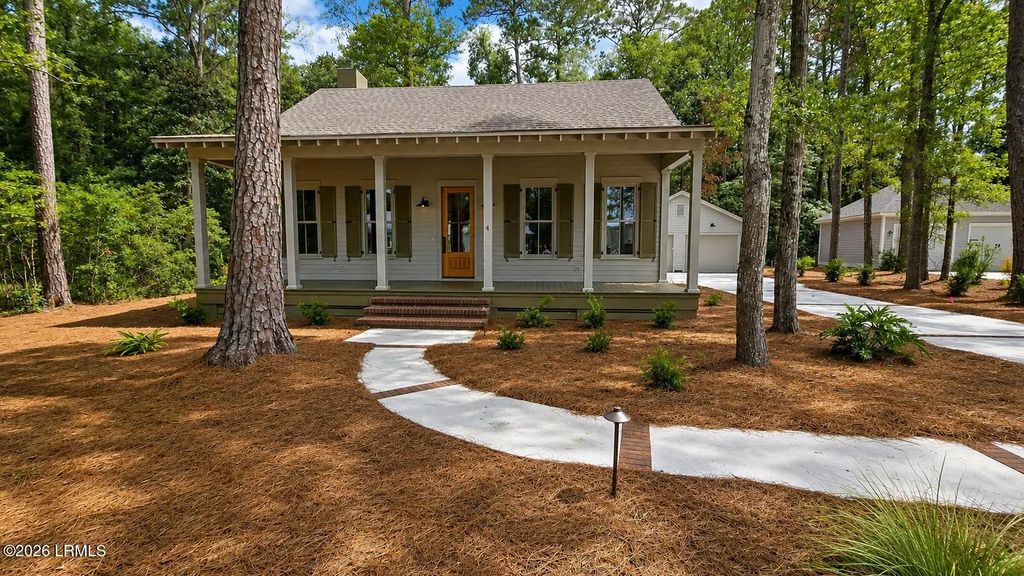 4 Flyway Drive, Beaufort