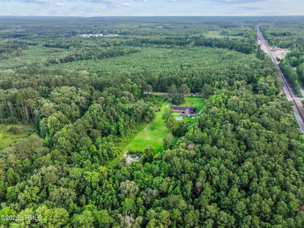 21 River Road, Yemassee