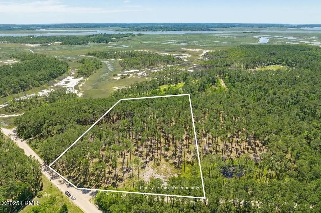 70 Sherman Drive, Beaufort