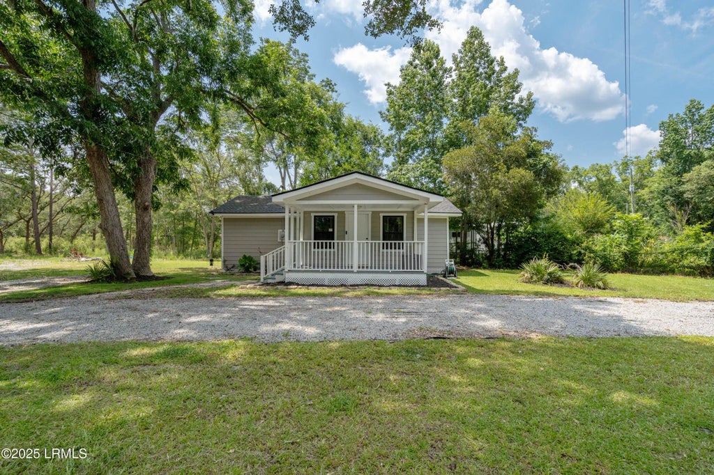 7058 Roseida Road, Beaufort