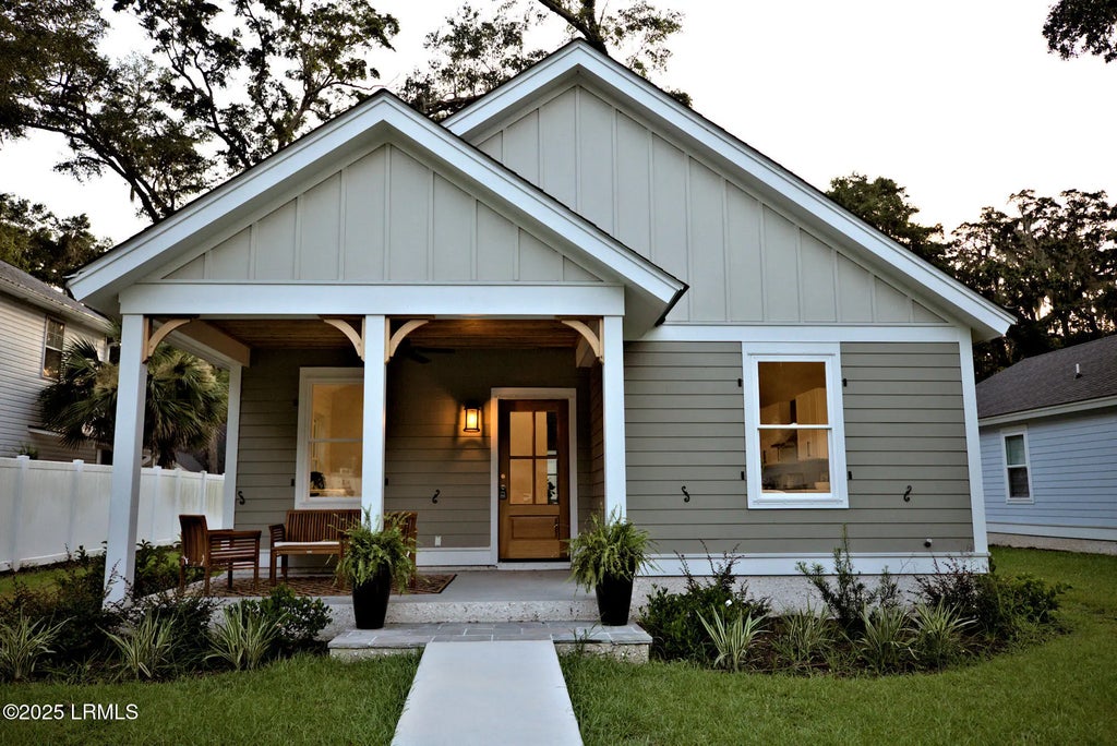 2017 Lafayette Street, Beaufort