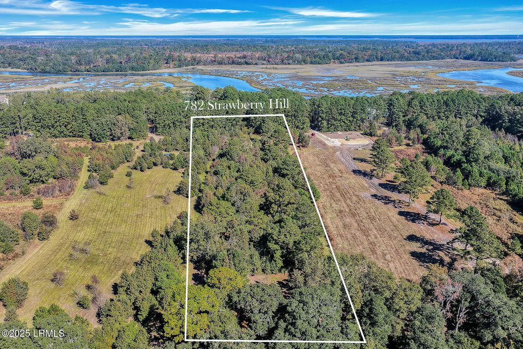 782 Strawberry Hill Road, Ridgeland