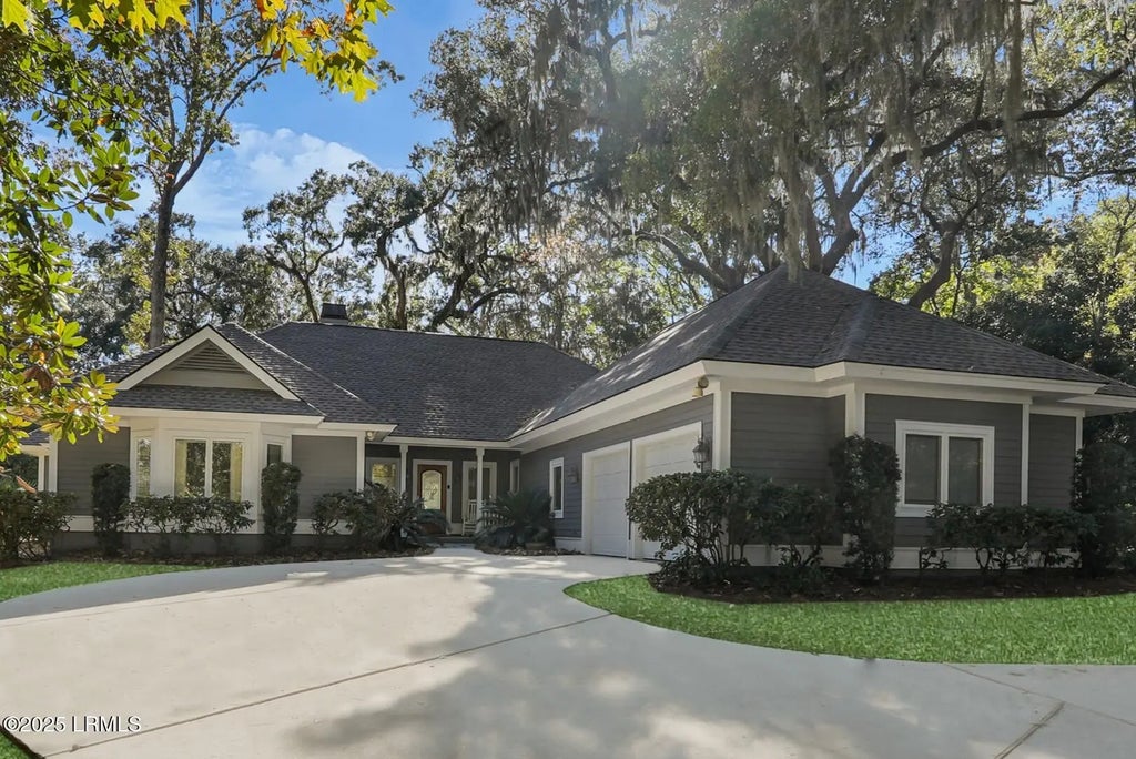 9 Winding Oak Drive, Okatie