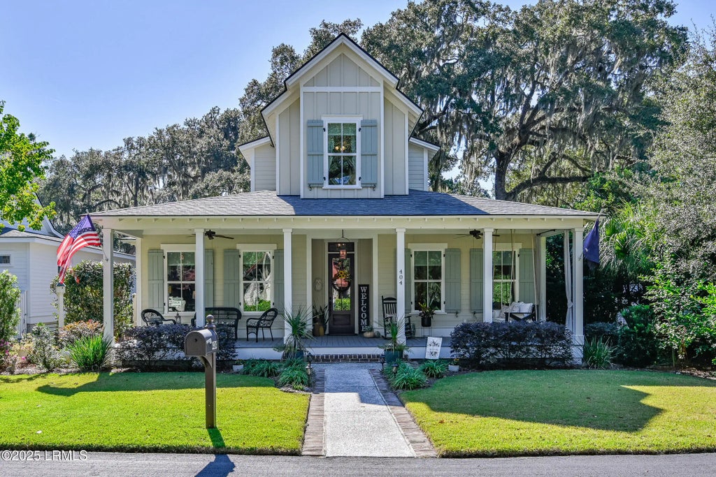 404 Commons Circle, Beaufort
