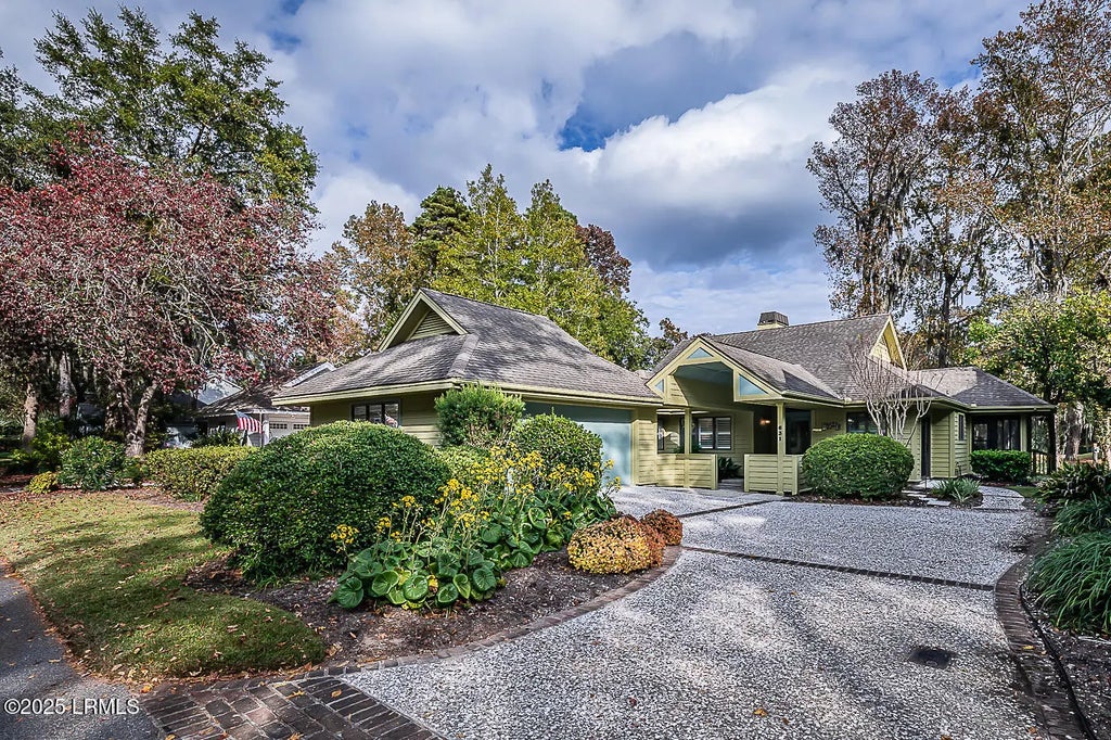 631 S Reeve Road, St. Helena Island