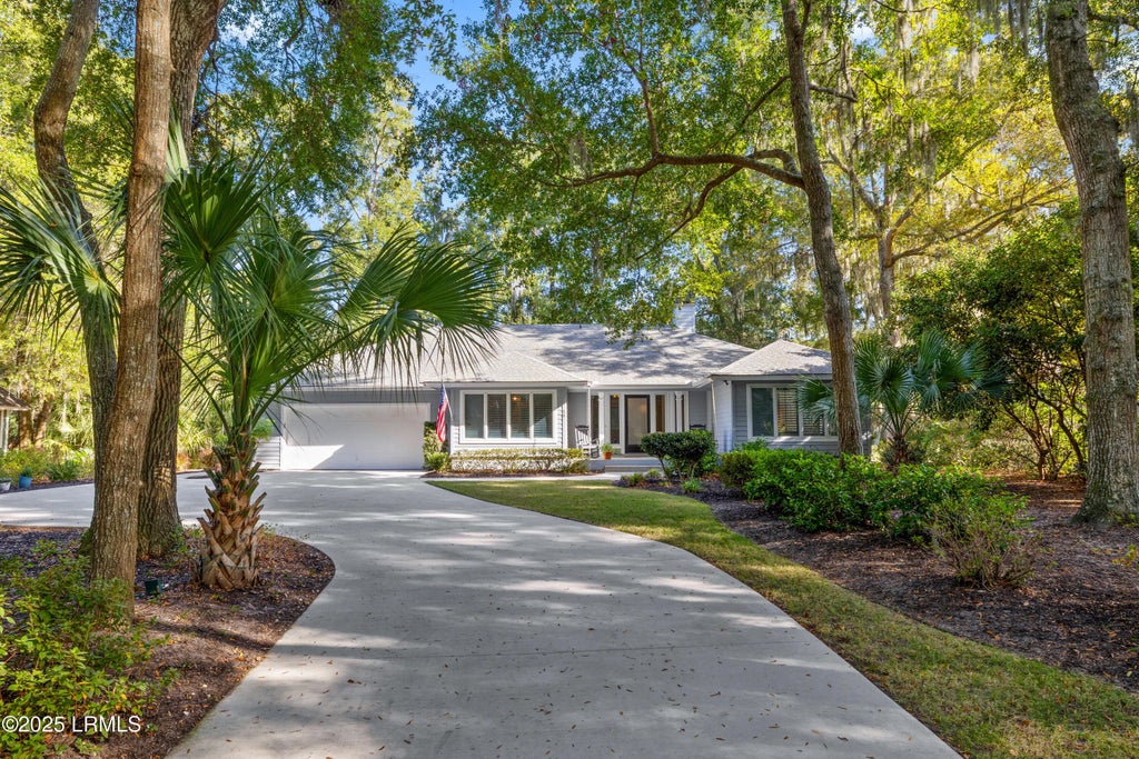 39 Cotton Dike Court, St. Helena Island