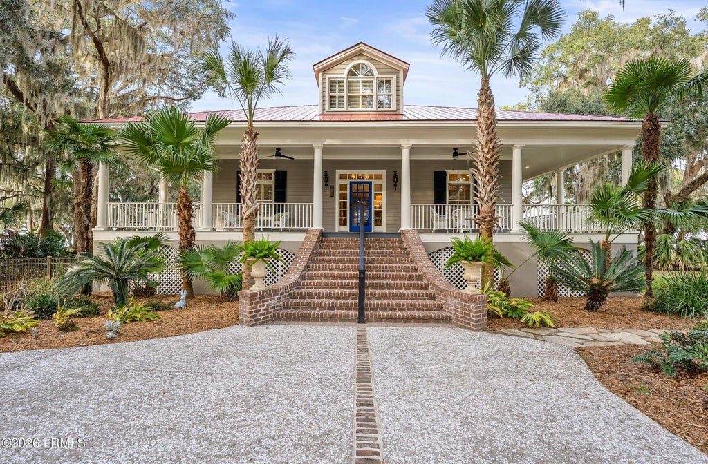 218 Old Plantation Drive W, Beaufort