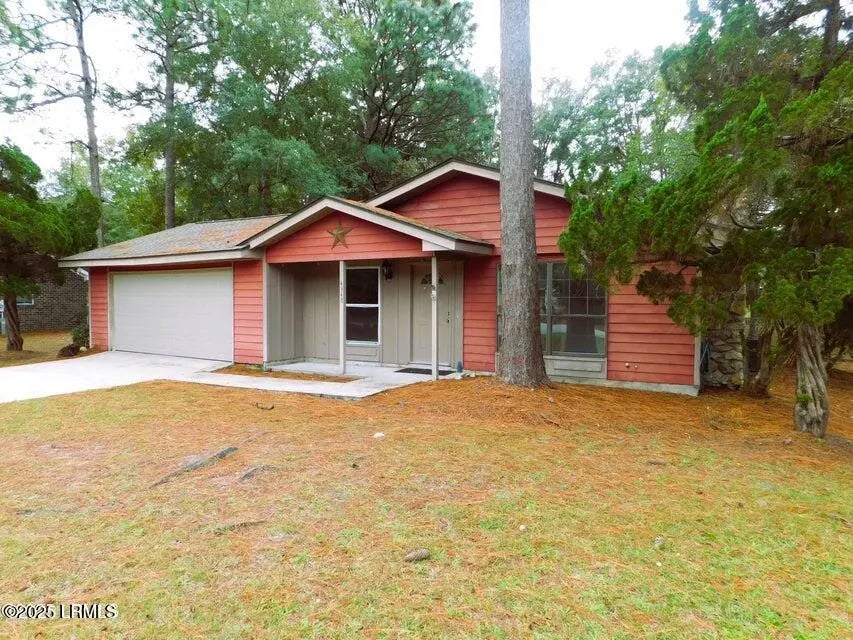 4348 Pinewood Circle, Beaufort