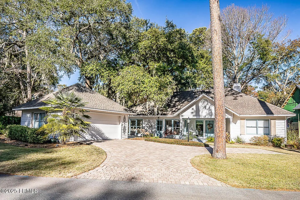 405 Bb Sams Drive, St. Helena Island
