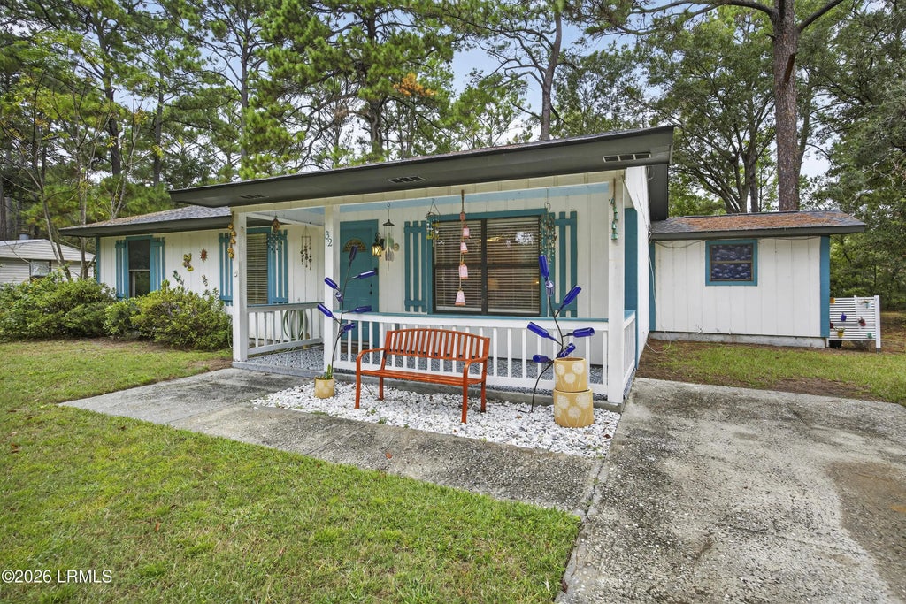 32 Parker Drive, Beaufort