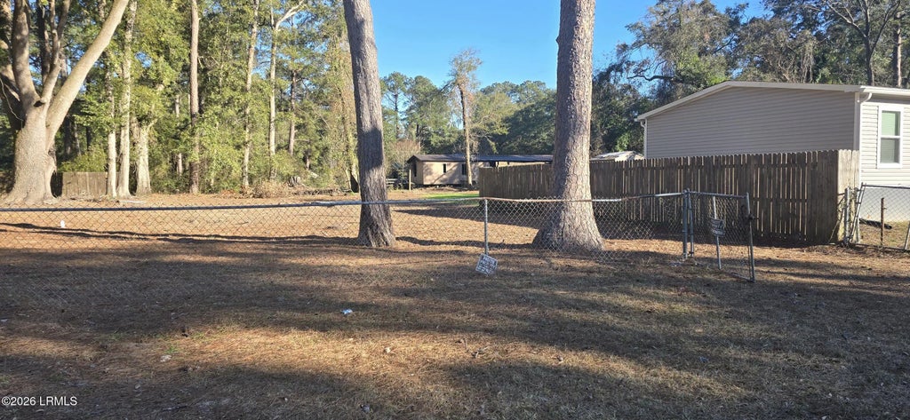 42 Grays Hill Acres, Beaufort