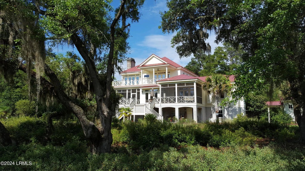 1 Bennett Point Drive A, Beaufort