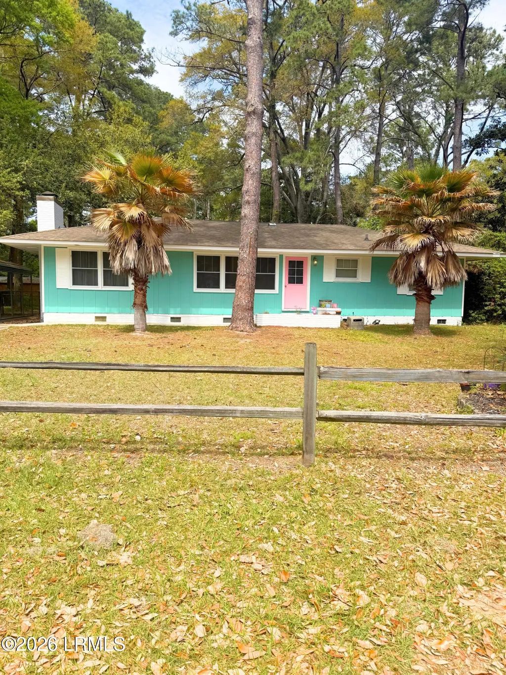 2403 Pine Court S, Beaufort
