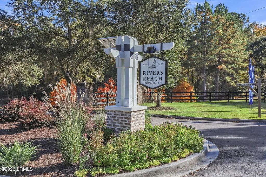 212 Castle Hill Drive, Yemassee