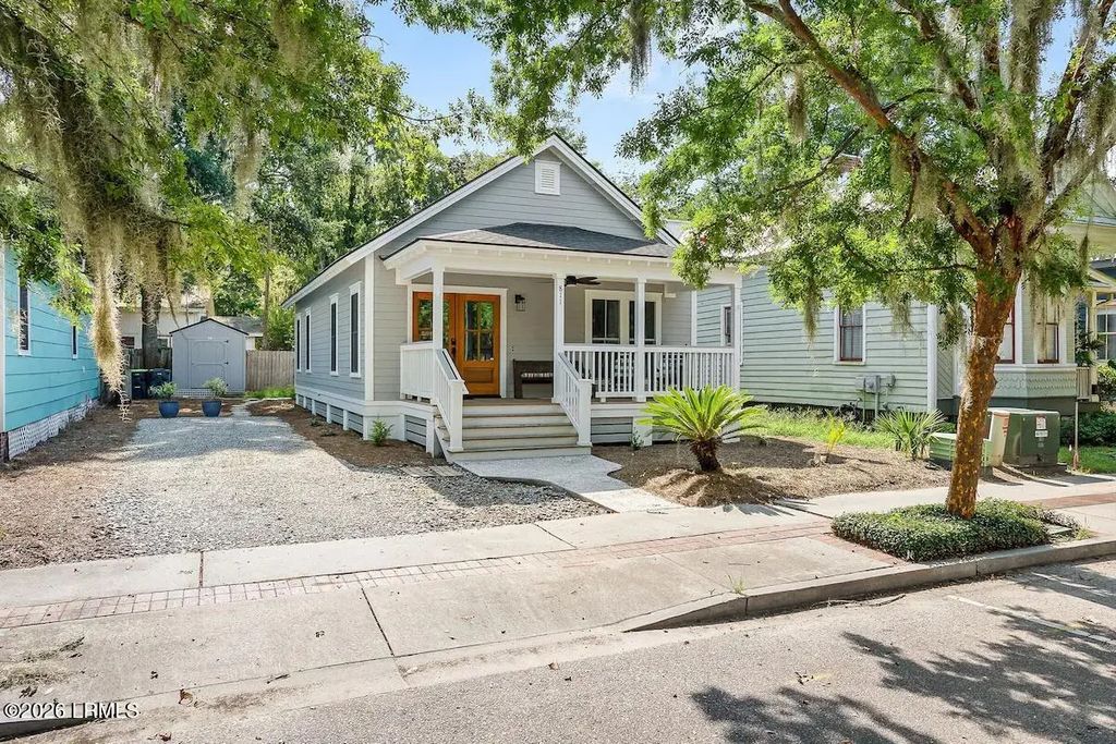 811 Bladen Street, Beaufort