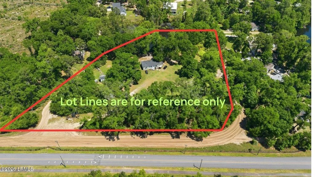 73 Davis Road, Bluffton