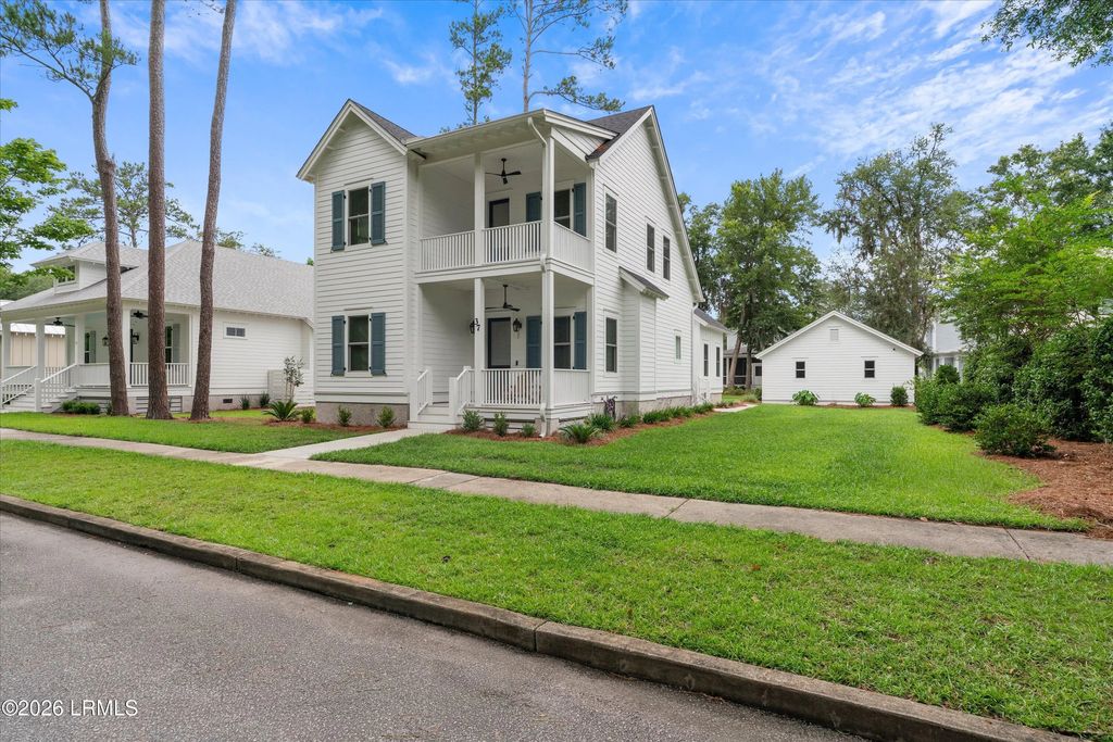 37 Park Square S, Beaufort