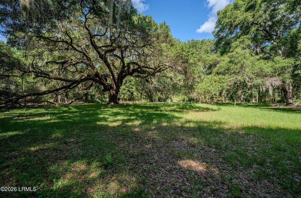 99 Meridian Road, Beaufort