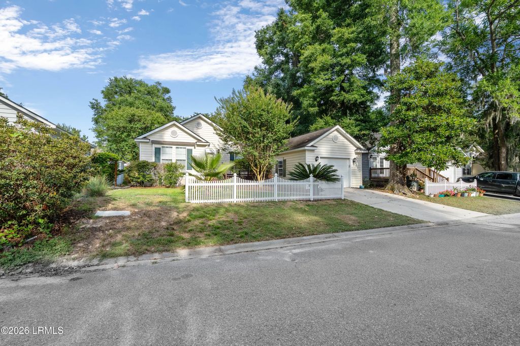 8 Wateree Court, Port Royal