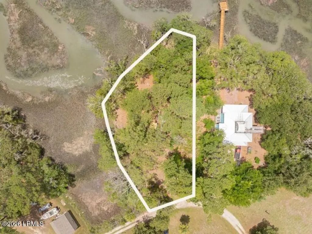 64 Harbor Breeze Drive, St. Helena Island