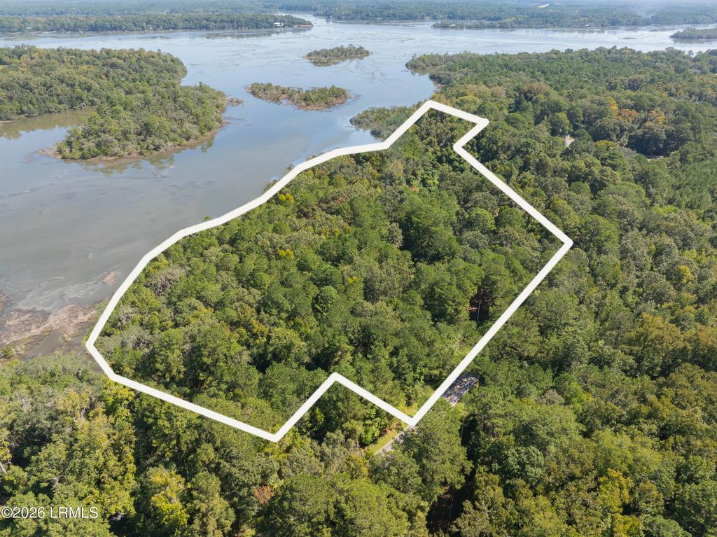 501 Paige Point Road, Seabrook
