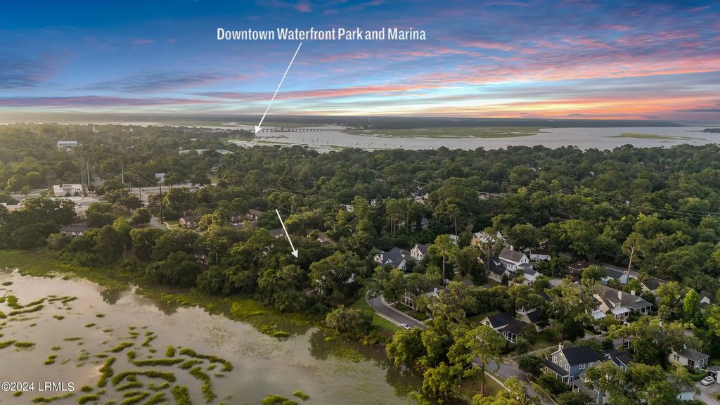 2 Creeks End Lane, Beaufort