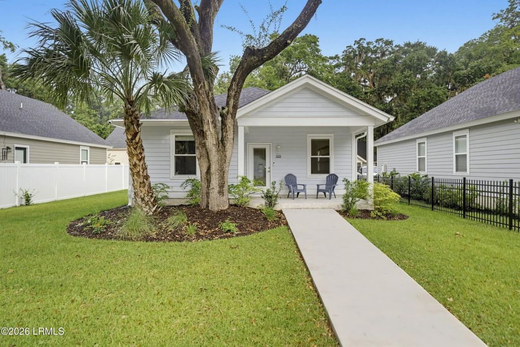 2015 Lafayette Street, Beaufort