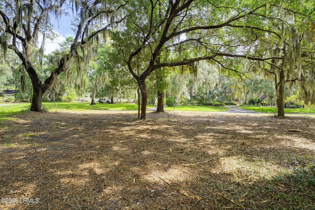 121 Spanish Point Drive, Beaufort