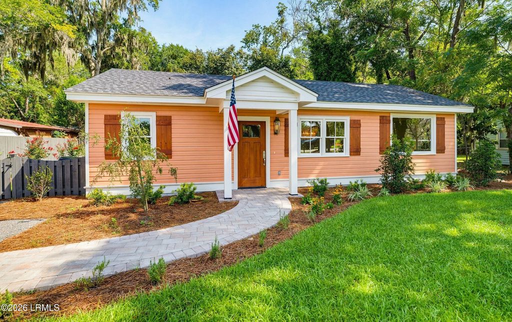 1307 Lafayette Street, Beaufort
