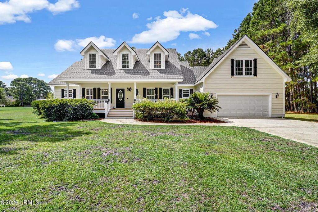 30 Grande Oaks Way, Beaufort