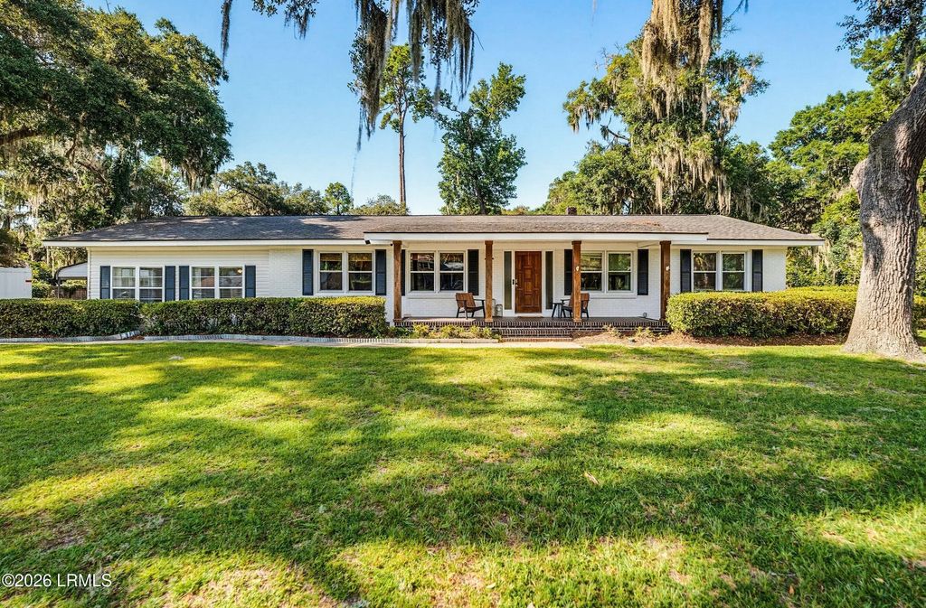 2804 Broome Lane, Beaufort