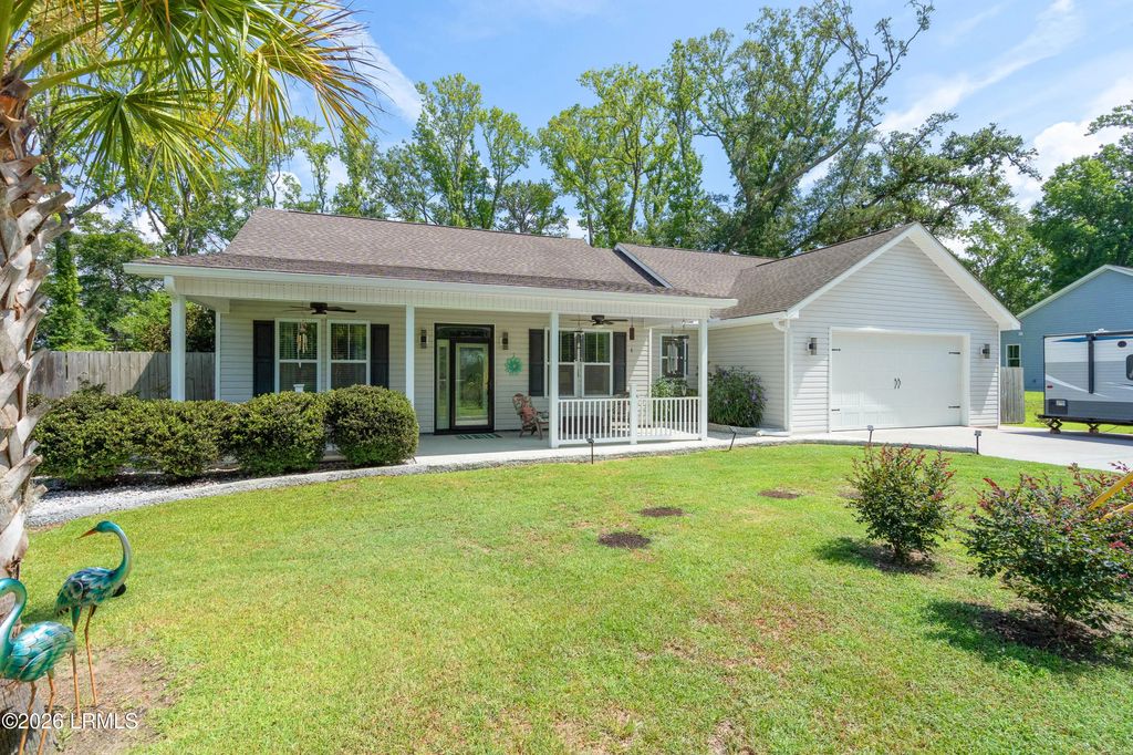 5005 Dogwood Street, Beaufort