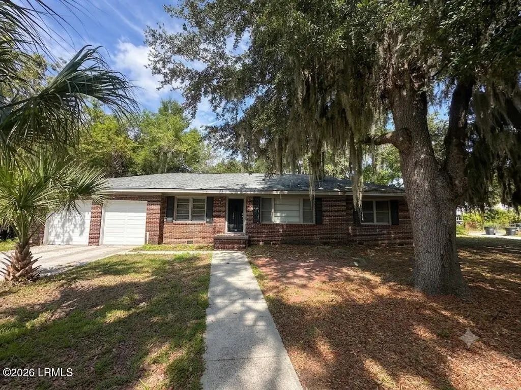 500 Pilot Street, Beaufort