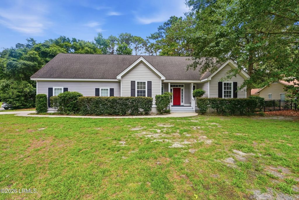 24 Pickens Street, Beaufort