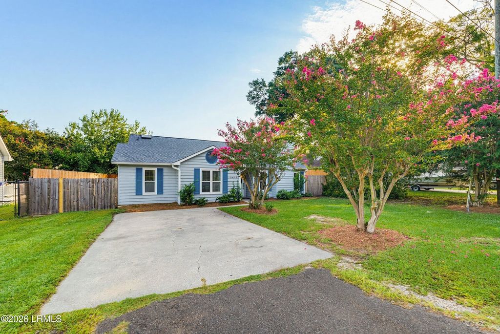2905 Riverside Drive, Beaufort