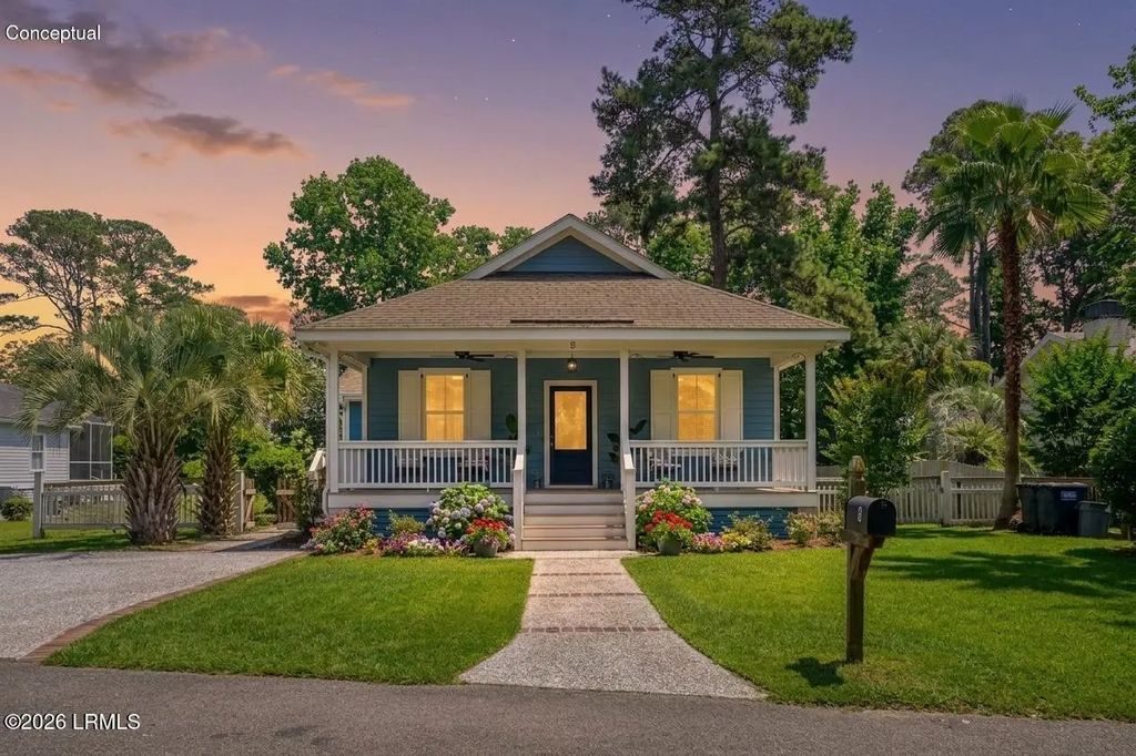8 River Drive, Beaufort