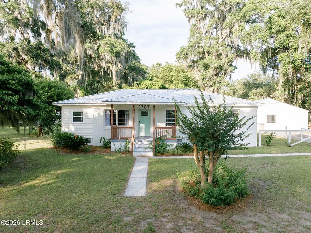 1707 Palmetto Drive, Beaufort