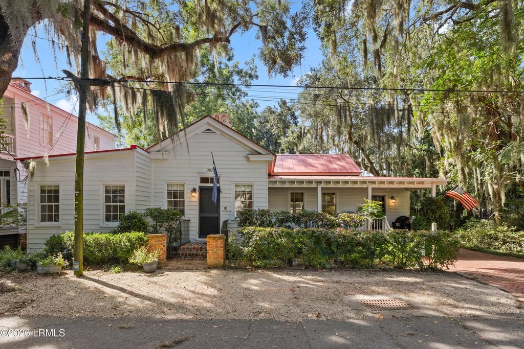 310 Hancock Street, Beaufort