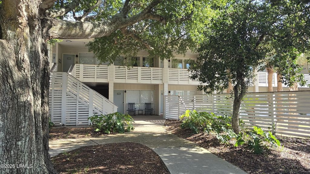 303 Tarpon Boulevard 519, Fripp Island