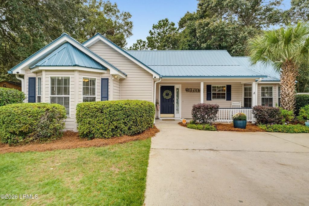 11 Lucerne Avenue, Beaufort
