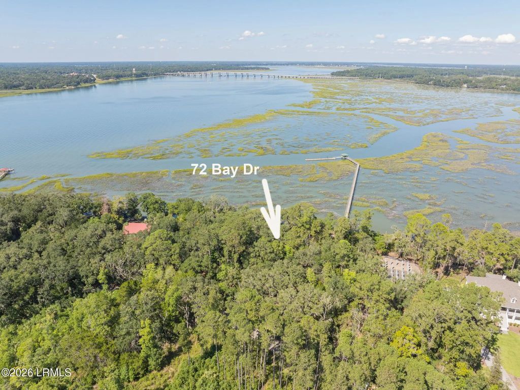 72 Bay Drive, Beaufort