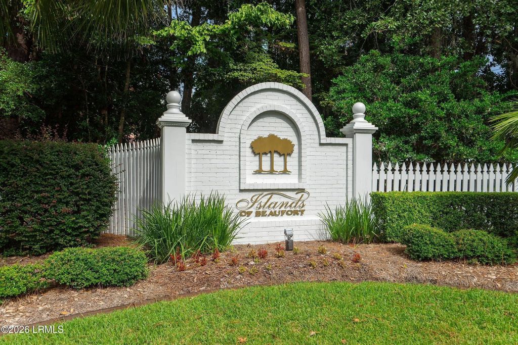 228 De La Gaye Point, Beaufort