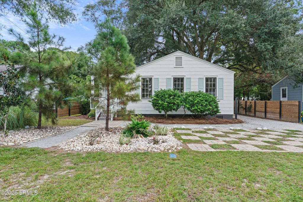 2700 North Street, Beaufort
