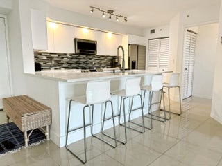 Photo of Listing #RX-11073876