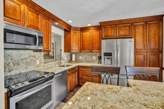 Photo of Listing #RX-11081203