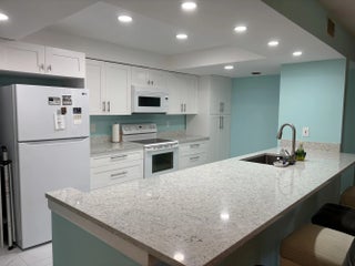 Photo of Listing #RX-11089946