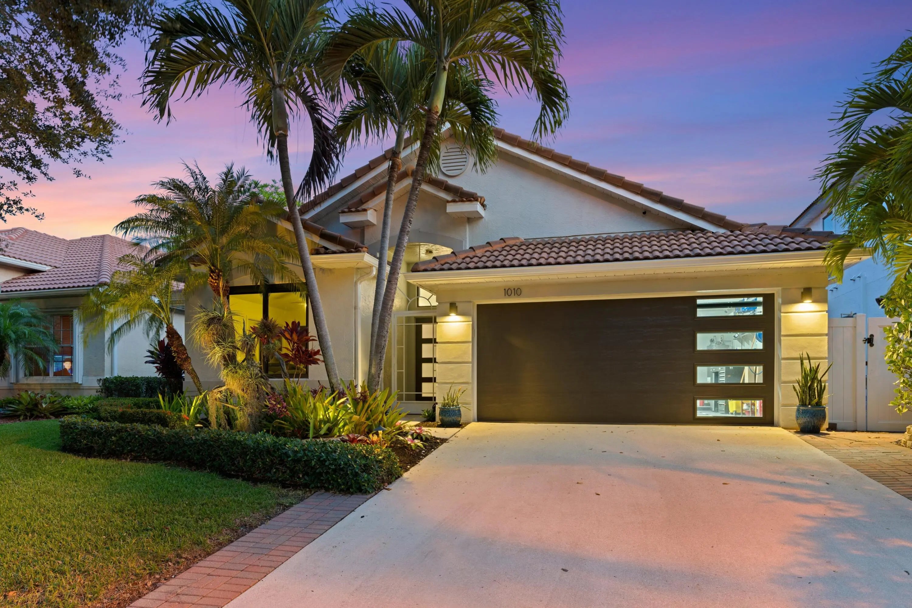 Photo of Listing #RX-11092998